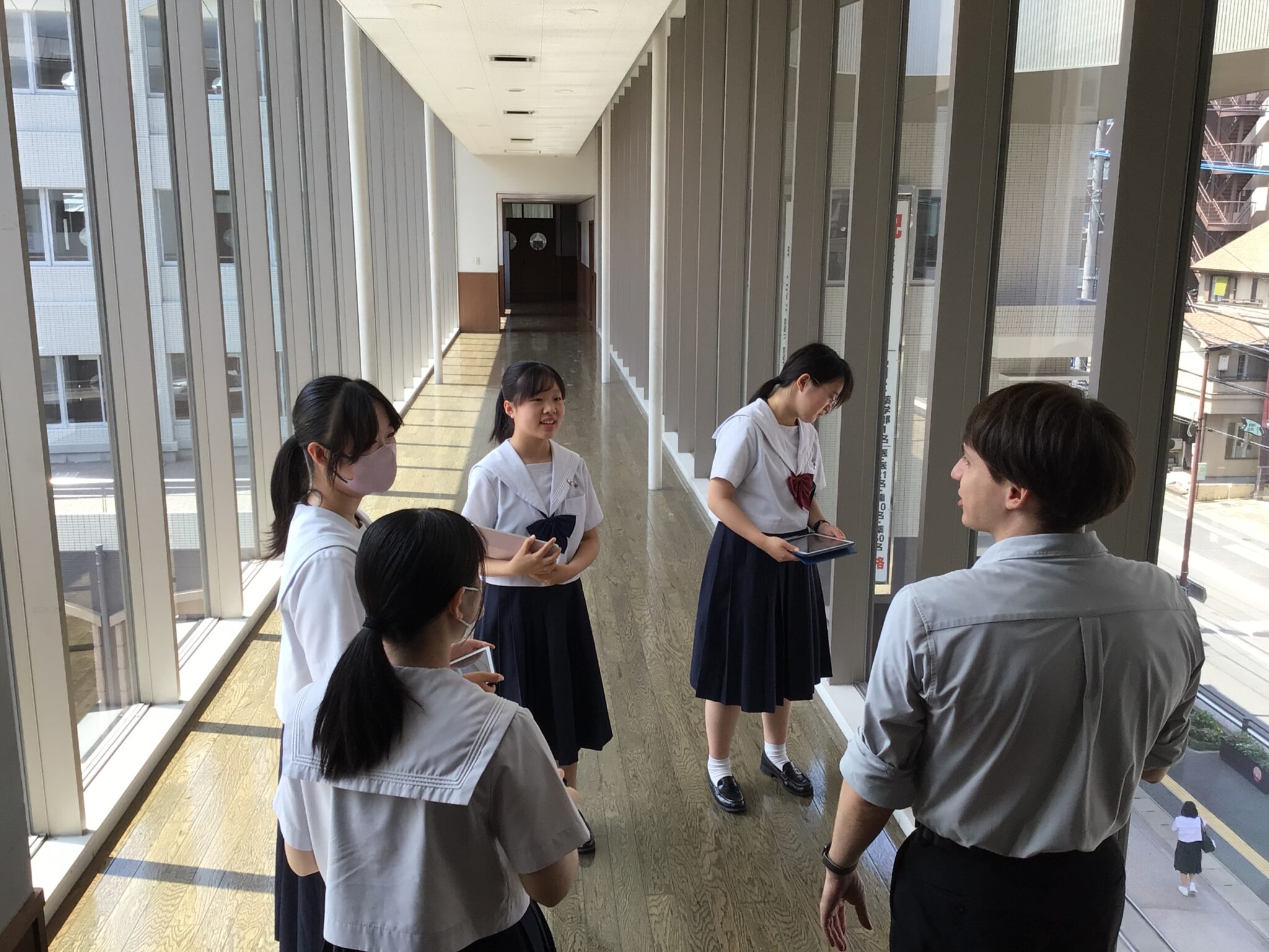 中学3年 夏の特別プログラム① Lets Be A Tour Conductor 学校法人 筑紫女学園 8653