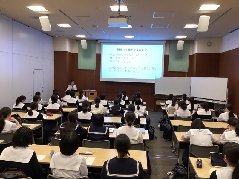 九州大学医学部訪問